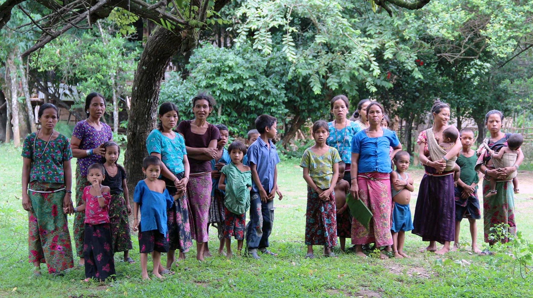 Mütter mit Kindern Thanchi Bangladesch